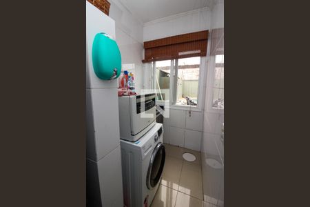 Casa à venda com 200m², 3 quartos e 2 vagasCozinha e Área de Serviço