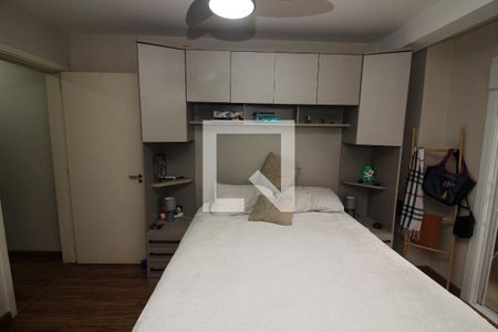 Casa à venda com 200m², 3 quartos e 2 vagasQuarto Suíte