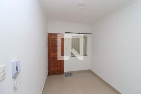 Sala/Cozinha de apartamento para alugar com 1 quarto, 25m² em Penha de França, São Paulo