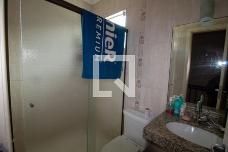 Casa à venda com 220m², 3 quartos e 4 vagas Casa à venda com 220m², 3 quartos e 4 vagasBanheiro