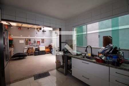 Casa à venda com 220m², 3 quartos e 4 vagas Casa à venda com 220m², 3 quartos e 4 vagasCozinha
