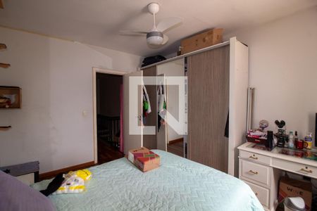 Casa à venda com 220m², 3 quartos e 4 vagas Casa à venda com 220m², 3 quartos e 4 vagasQuarto 3