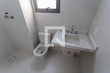 Apartamento à venda com 160m², 3 quartos e 3 vagas Apartamento à venda com 160m², 3 quartos e 3 vagasBanheiro Suíte 2