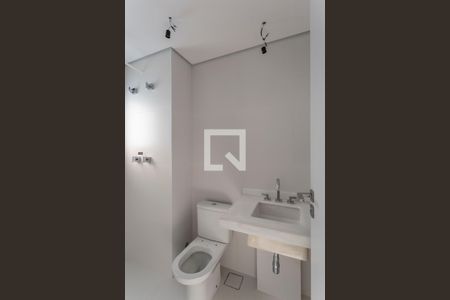 Apartamento à venda com 160m², 3 quartos e 3 vagas Apartamento à venda com 160m², 3 quartos e 3 vagasBanheiro Suíte 2