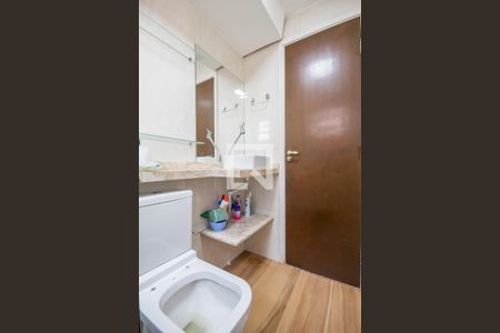 Apartamento para alugar com 52m², 2 quartos e 1 vaga Apartamento para alugar com 52m², 2 quartos e 1 vagaBanheiro