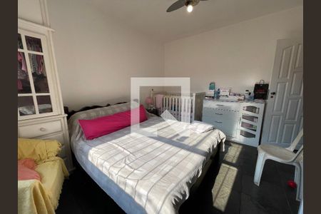 Casa à venda com 300m², 5 quartos e 2 vagas Casa à venda com 300m², 5 quartos e 2 vagasquarto 2