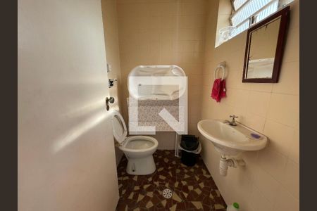 Casa à venda com 300m², 5 quartos e 2 vagas Casa à venda com 300m², 5 quartos e 2 vagasBanheiro do Quarto 3