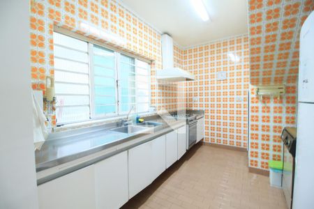 Casa à venda com 220m², 4 quartos e 3 vagasCozinha 
