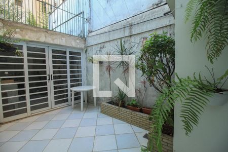Casa à venda com 220m², 4 quartos e 3 vagasÁrea externa 