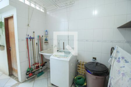 Casa à venda com 220m², 4 quartos e 3 vagasÁrea de serviço