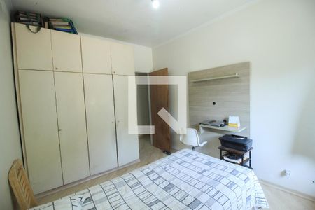 Casa à venda com 220m², 4 quartos e 3 vagasQuarto 