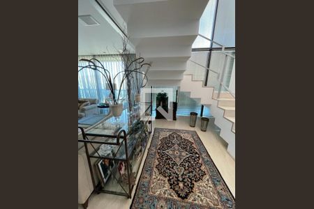 Apartamento à venda com 380m², 3 quartos e 3 vagasSala