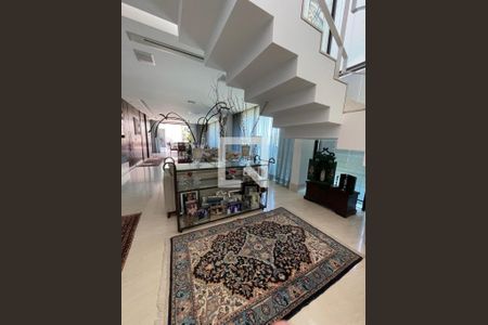 Apartamento à venda com 380m², 3 quartos e 3 vagasSala