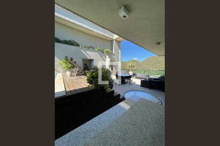 Apartamento à venda com 380m², 3 quartos e 3 vagasLazer