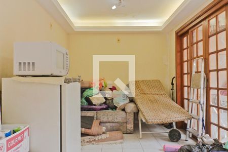 Casa à venda com 180m², 3 quartos e 5 vagasEdícula