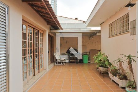 Casa à venda com 180m², 3 quartos e 5 vagasÁrea externa