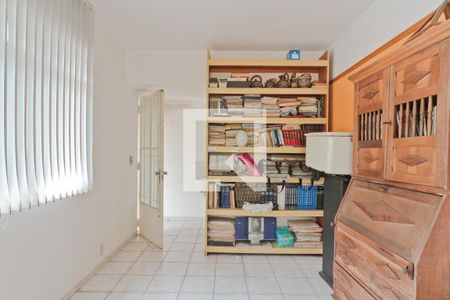 Casa à venda com 180m², 3 quartos e 5 vagasEdícula