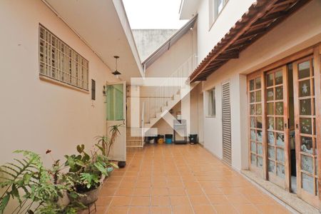 Casa à venda com 180m², 3 quartos e 5 vagasÁrea externa