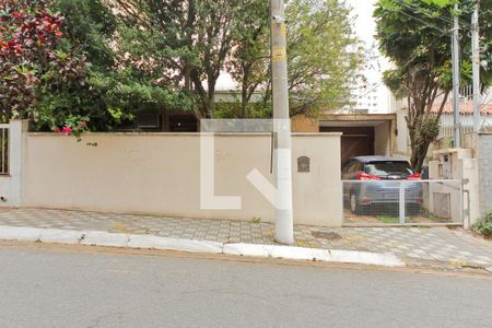 Casa à venda com 180m², 3 quartos e 5 vagasFachada