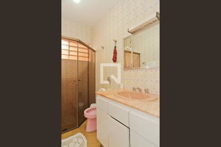 Casa à venda com 180m², 3 quartos e 5 vagasBanheiro