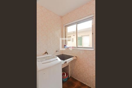 Casa à venda com 180m², 3 quartos e 5 vagasÁrea de Serviço