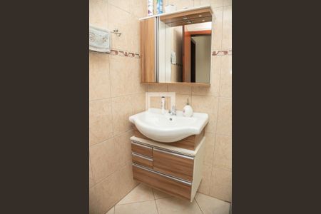 Casa à venda com 310m², 5 quartos e 4 vagasCasa 1 - banheiro social