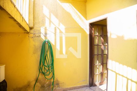 Casa à venda com 310m², 5 quartos e 4 vagasQuintal