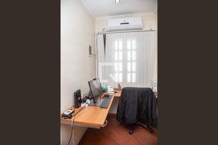 Casa à venda com 310m², 5 quartos e 4 vagasCasa 1 - quarto 2