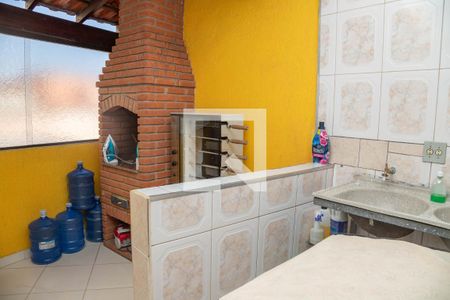 Casa à venda com 310m², 5 quartos e 4 vagasCasa 1 - área de serviço e lazer