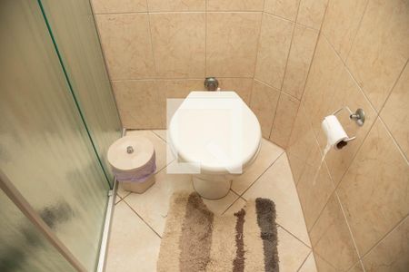 Casa à venda com 310m², 5 quartos e 4 vagasCasa 1 - banheiro social