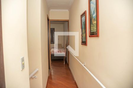 Casa à venda com 310m², 5 quartos e 4 vagasCasa 2 - corredor