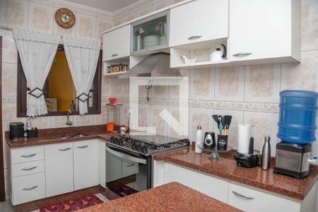 Casa à venda com 310m², 5 quartos e 4 vagasCasa 1 - cozinha