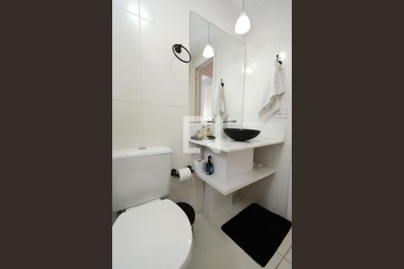 Apartamento à venda com 80m², 3 quartos e 2 vagasBanheiro