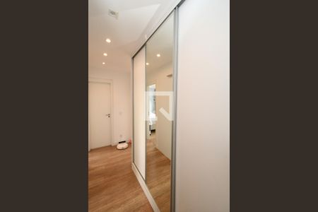 Apartamento à venda com 80m², 3 quartos e 2 vagasCorredor