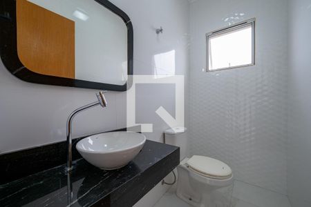 Casa à venda com 230m², 5 quartos e 2 vagasBanheiro 2