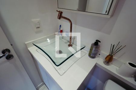 Apartamento à venda com 40m², 2 quartos e sem vaga Apartamento à venda com 40m², 2 quartos e sem vagaBanheiro