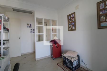 Apartamento à venda com 136m², 3 quartos e 2 vagas Apartamento à venda com 136m², 3 quartos e 2 vagasEscritório