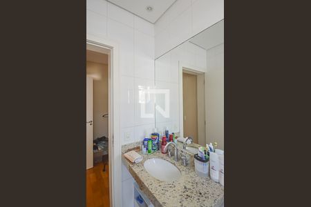 Casa à venda com 246m², 3 quartos e 5 vagasBanheiro da Suíte 3