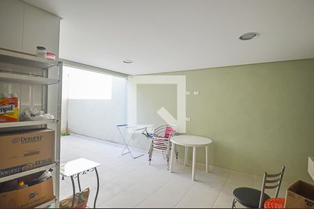 Casa à venda com 246m², 3 quartos e 5 vagasÁrea de Serviço