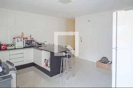 Casa à venda com 246m², 3 quartos e 5 vagasCozinha