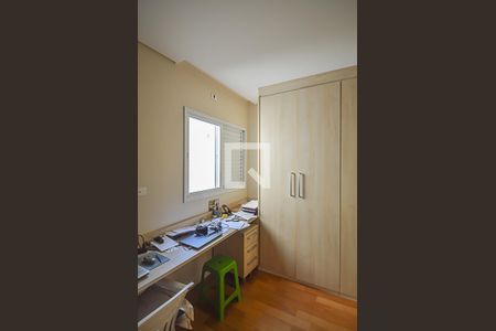 Casa à venda com 246m², 3 quartos e 5 vagasQuarto 2 - Suíte