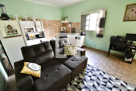 Casa à venda com 460m², 4 quartos e 4 vagasSala - Casa 3