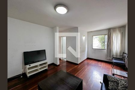 Apartamento para alugar com 70m², 2 quartos e 1 vagaSala