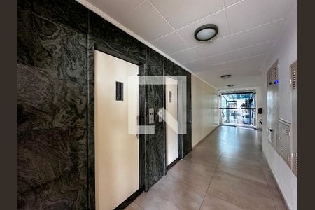 Apartamento para alugar com 70m², 2 quartos e 1 vagaHall Social Bloco