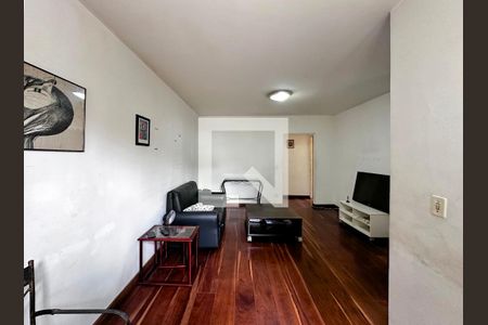Apartamento para alugar com 70m², 2 quartos e 1 vagaSala