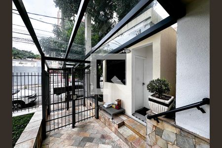 Apartamento para alugar com 70m², 2 quartos e 1 vagaEntrada