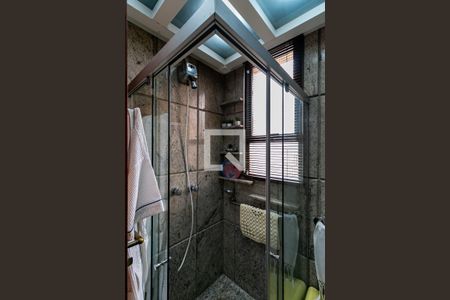 Apartamento à venda com 340m², 4 quartos e 3 vagas Apartamento à venda com 340m², 4 quartos e 3 vagasBanheiro