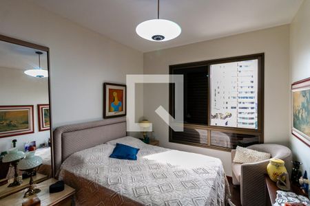 Quarto  de apartamento à venda com 4 quartos, 340m² em Lourdes, Belo Horizonte