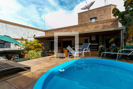 Apartamento à venda com 340m², 4 quartos e 3 vagas Apartamento à venda com 340m², 4 quartos e 3 vagasÁrea externa