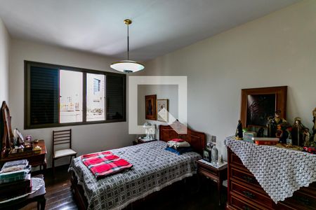 Apartamento à venda com 340m², 4 quartos e 3 vagas Apartamento à venda com 340m², 4 quartos e 3 vagasQuarto